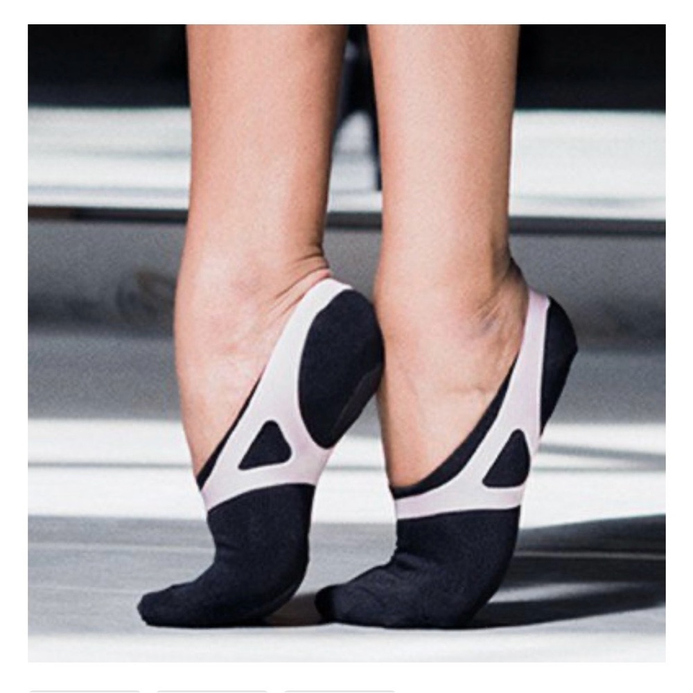 Capezio Arch Pink